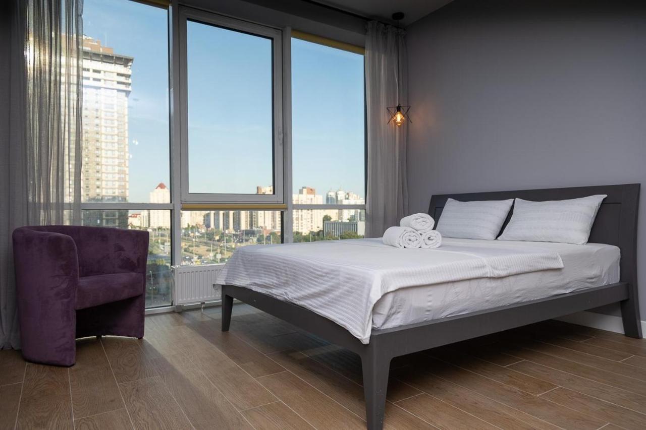 Stylish Panoramic Apartments. Smartplaza. Metro Minskaya 키예프 외부 사진