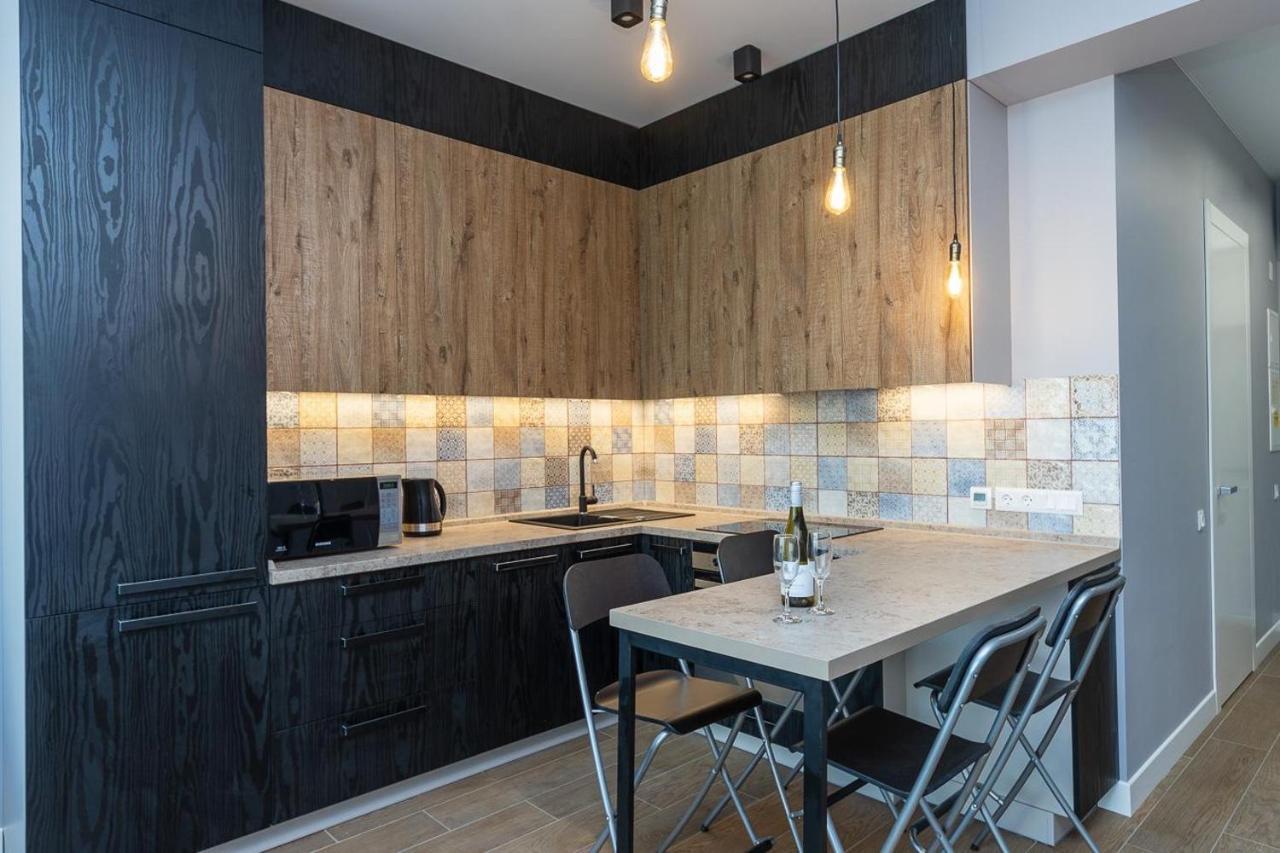 Stylish Panoramic Apartments. Smartplaza. Metro Minskaya 키예프 외부 사진