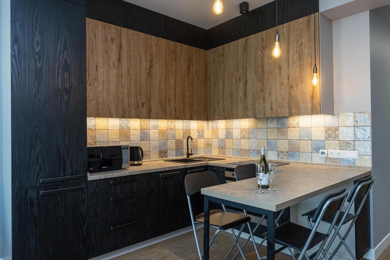 Stylish Panoramic Apartments. Smartplaza. Metro Minskaya 키예프 외부 사진